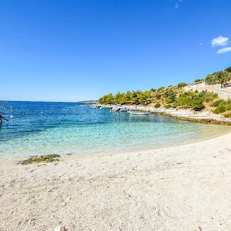 Holiday Home Marija - Beautiful Location Close To The Sea 塞维德 外观 照片
